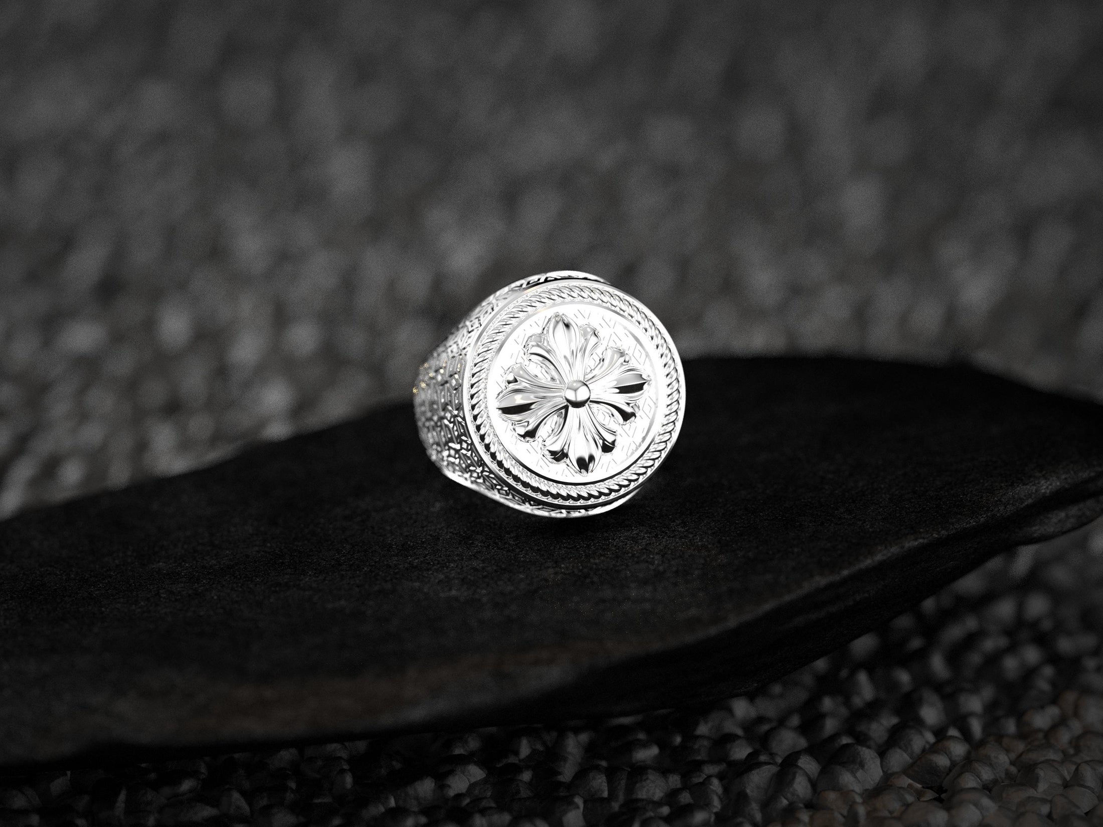 Rhodium plated silver fleur shield ring for men,