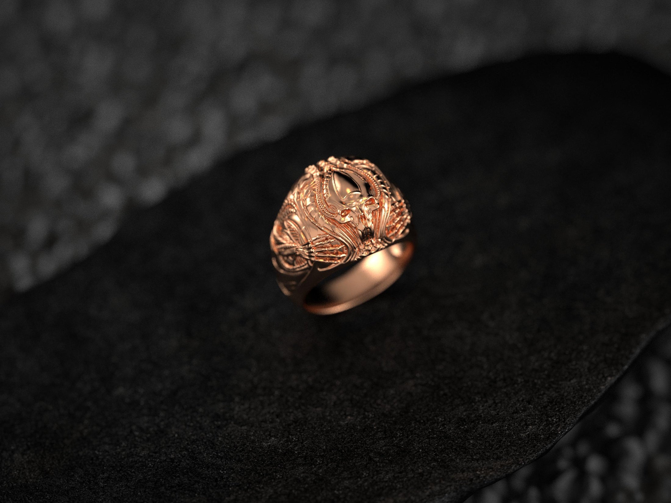 Giger Alien Skull Ring – Biomechanical Sci-Fi Gothic Jewelry in Sterling Silver