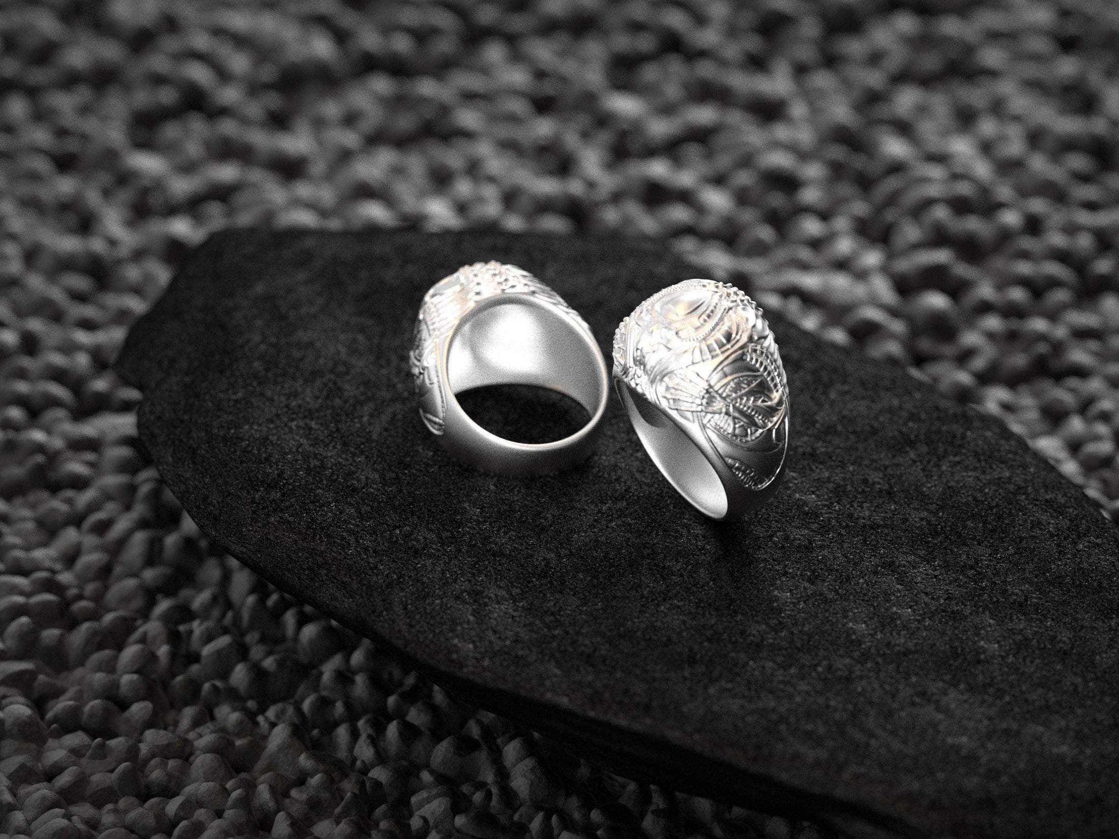 Giger Alien Skull Ring – Biomechanical Sci-Fi Gothic Jewelry in Sterling Silver