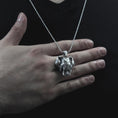 Bild in Galerie-Betrachter laden, Elephant Pendant
