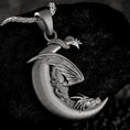 Bild in Galerie-Betrachter laden, Sleeping Dragon Pendant
