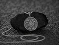 Bild in Galerie-Betrachter laden, Freemason Pendant
