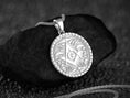 Bild in Galerie-Betrachter laden, Freemason Pendant
