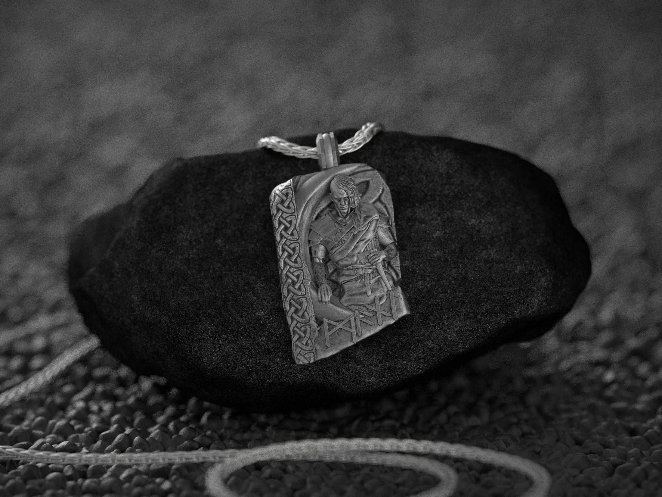 Mani Norse Moon God Pendant Viking Lunar Deity Necklace Nordic Mythology Jewelry Crescent Symbol Talisman Celestial Amulet for Men