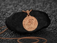 Bild in Galerie-Betrachter laden, Athena’s Owl Pendant
