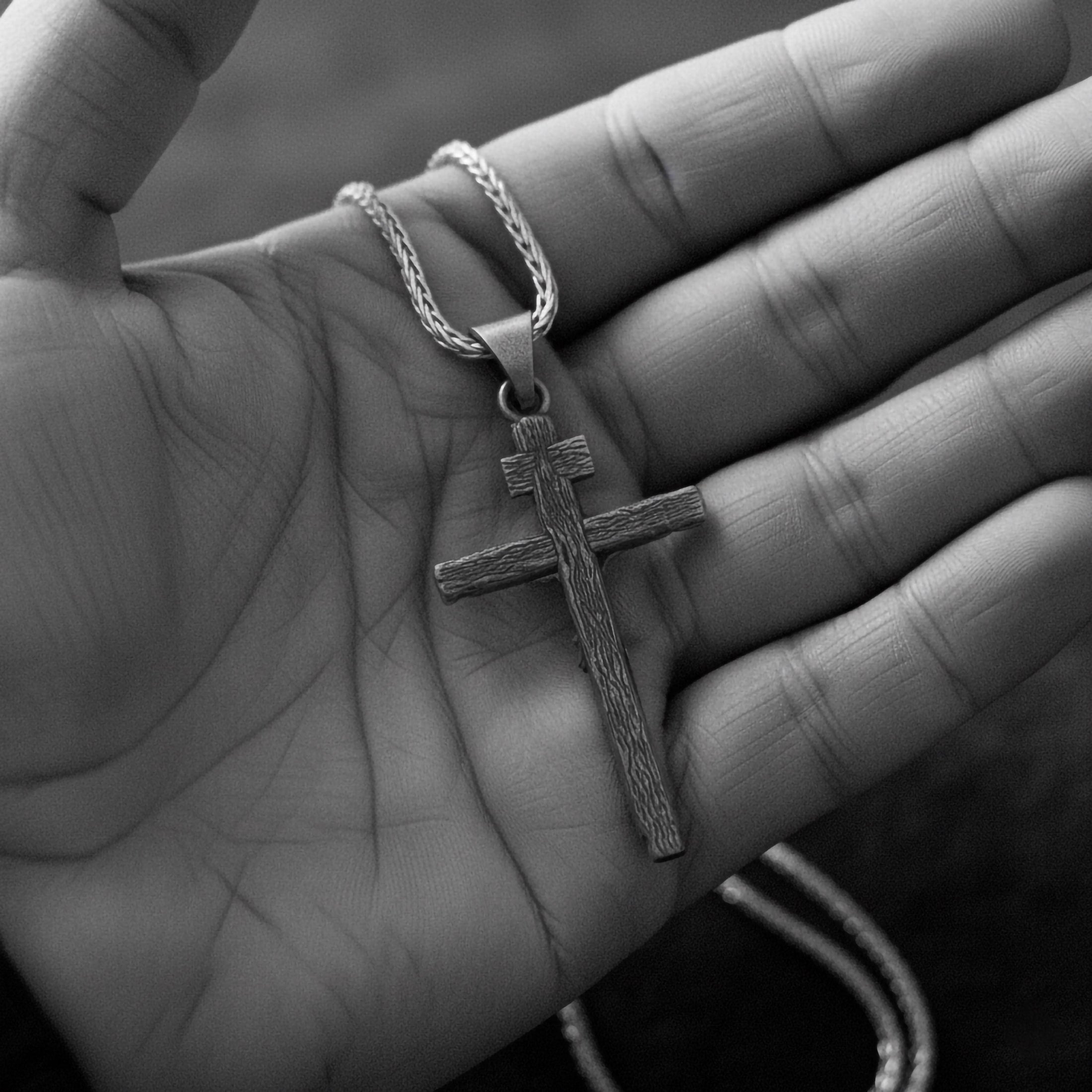 INRI Crucifix Pendant – 925 Sterling Silver Jesus Cross Necklace, Catholic Faith Jewelry for Men & Women