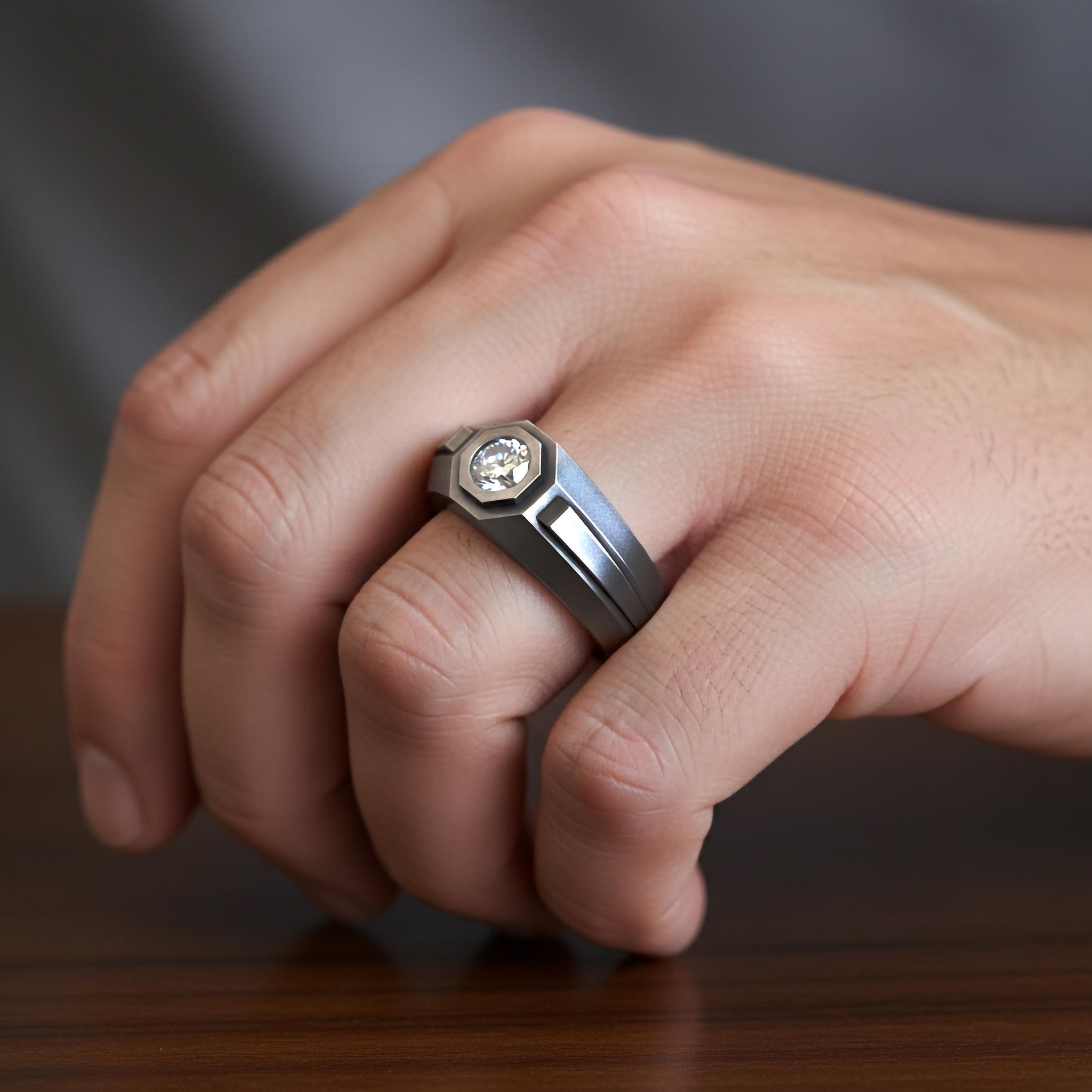 Hexagonal Single-Stone Signet Ring – 925 Silver or Gold, Modern Men’s Geometric Ring, Minimalist Statement Jewelry