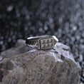 Bild in Galerie-Betrachter laden, Geometric Six-Stone Ring – 925 Sterling Silver, Modern Square Cut Signet, Unisex Minimalist Jewelry
