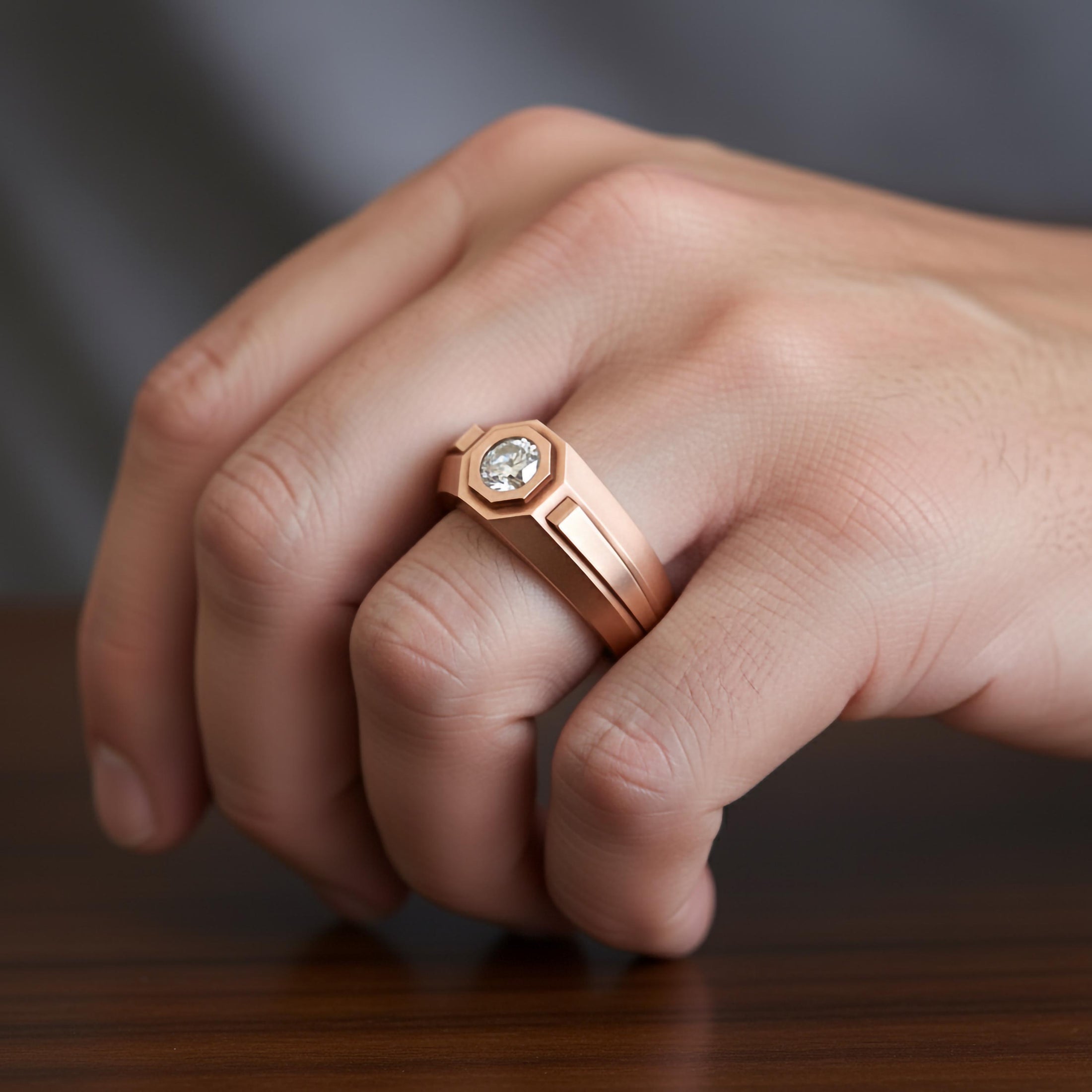 Hexagonal Single-Stone Signet Ring – 925 Silver or Gold, Modern Men’s Geometric Ring, Minimalist Statement Jewelry