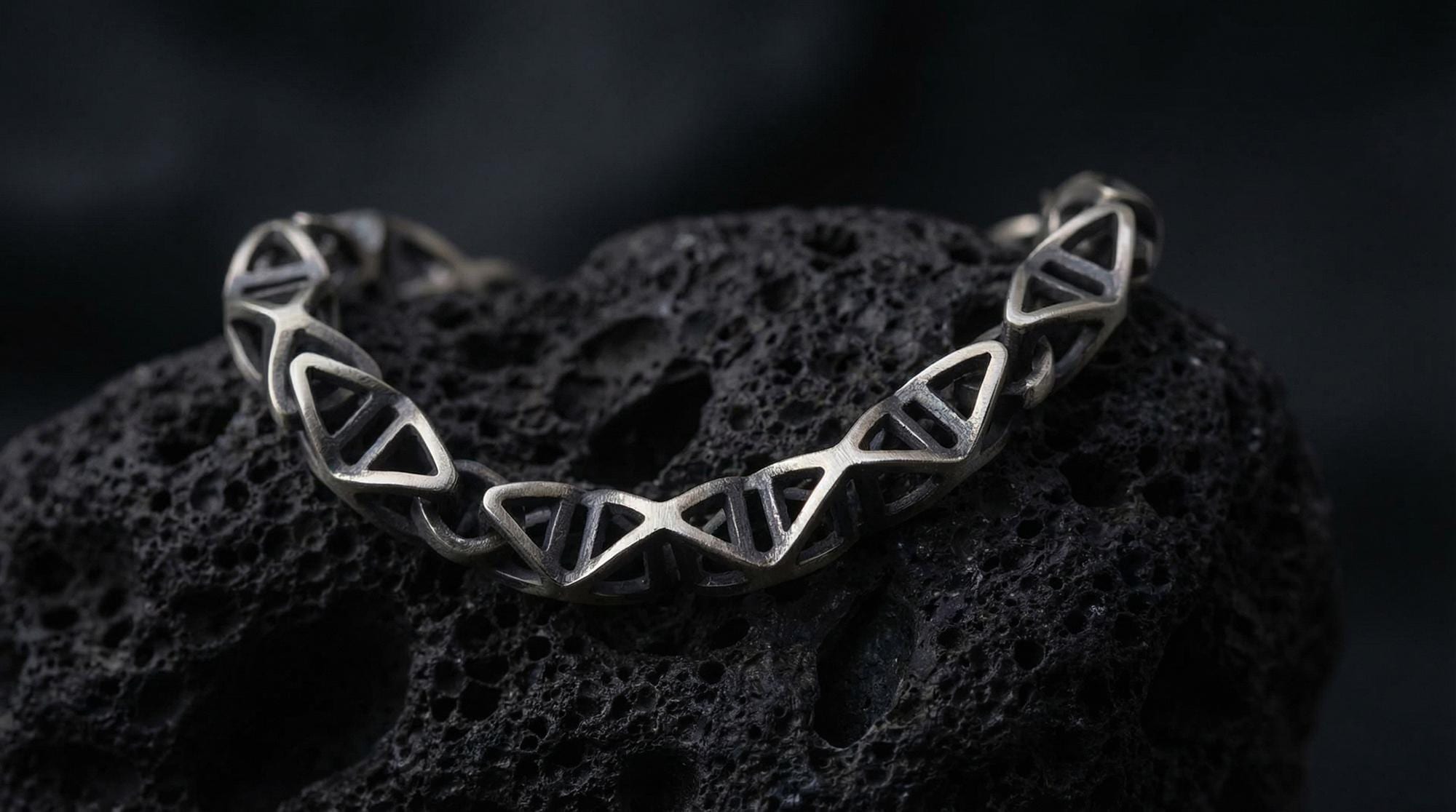 Trigonal Bracelet