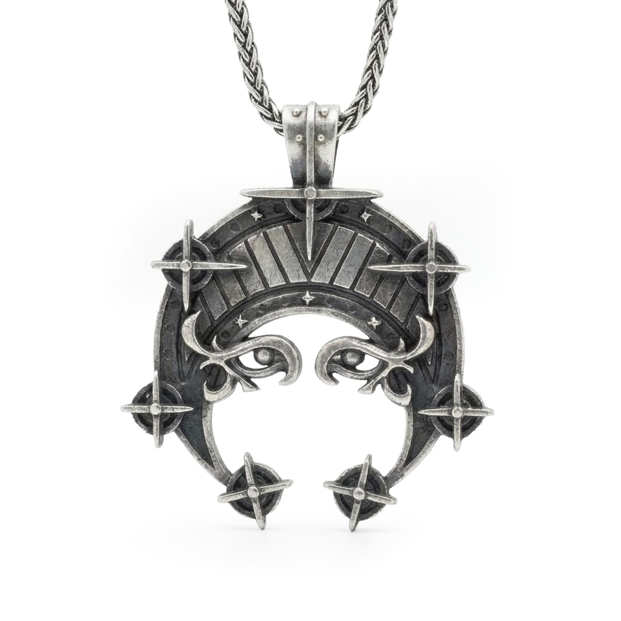 Selûne Priest Pendant