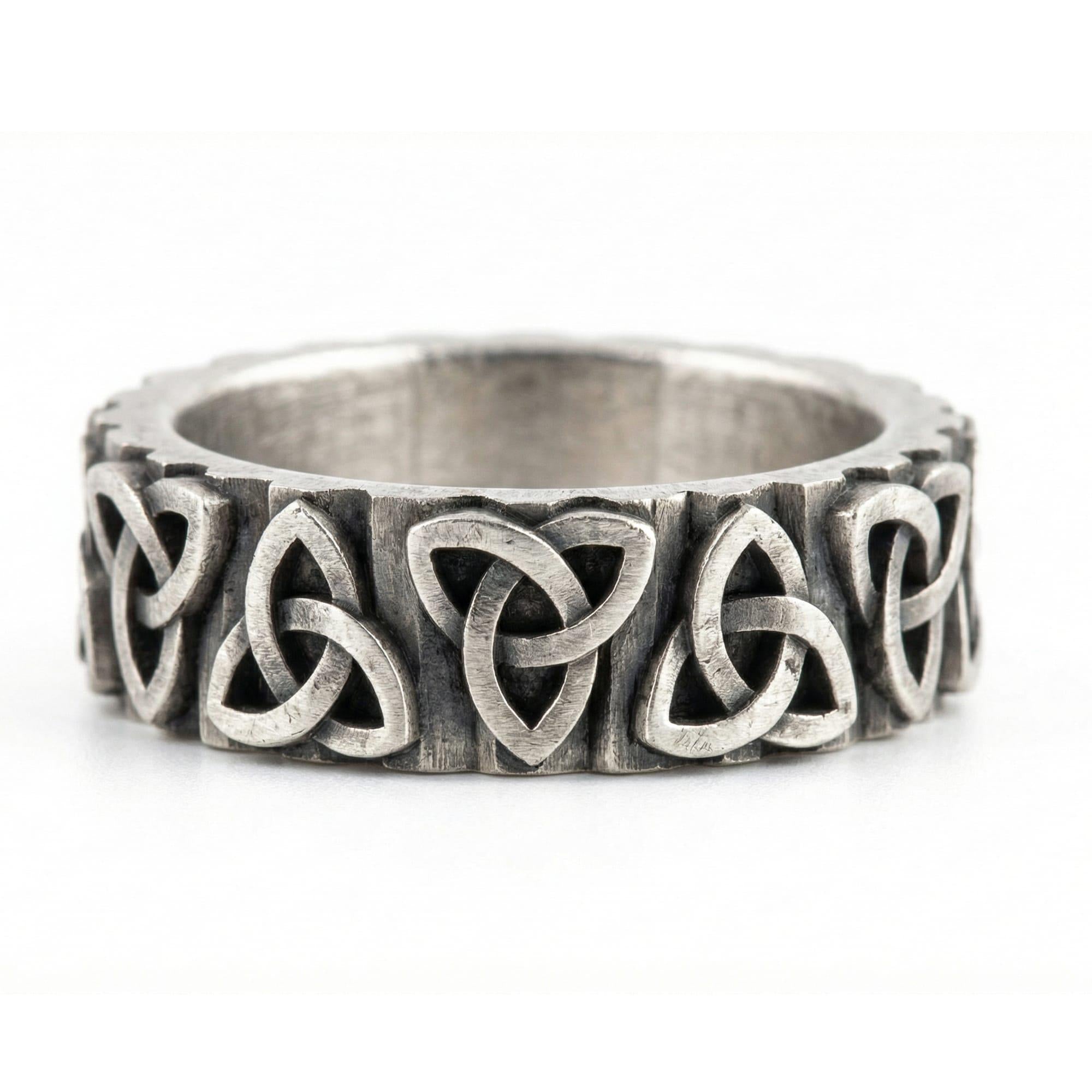 Celtic Triquetra Band Ring
