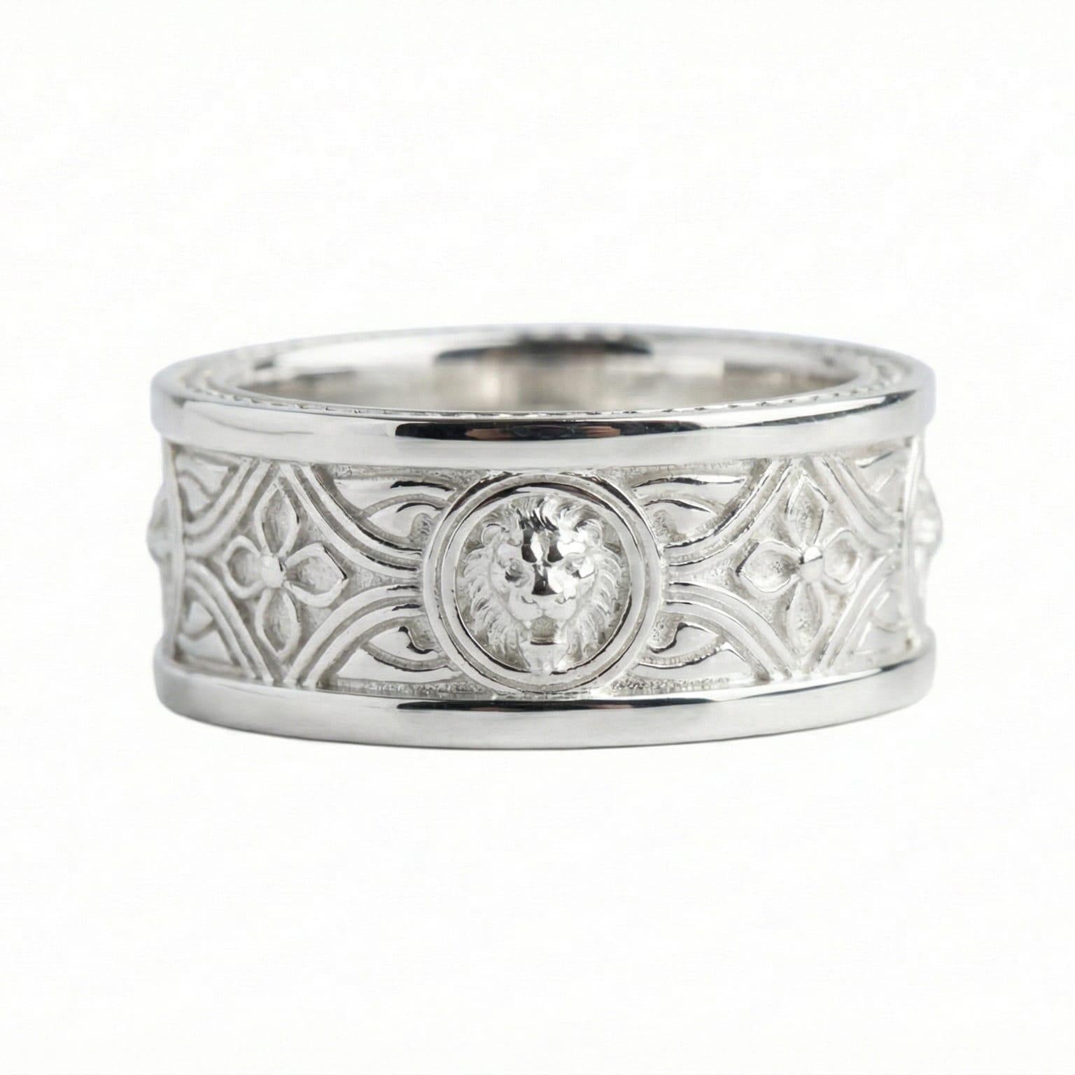 Inlaid Lion Band Ring