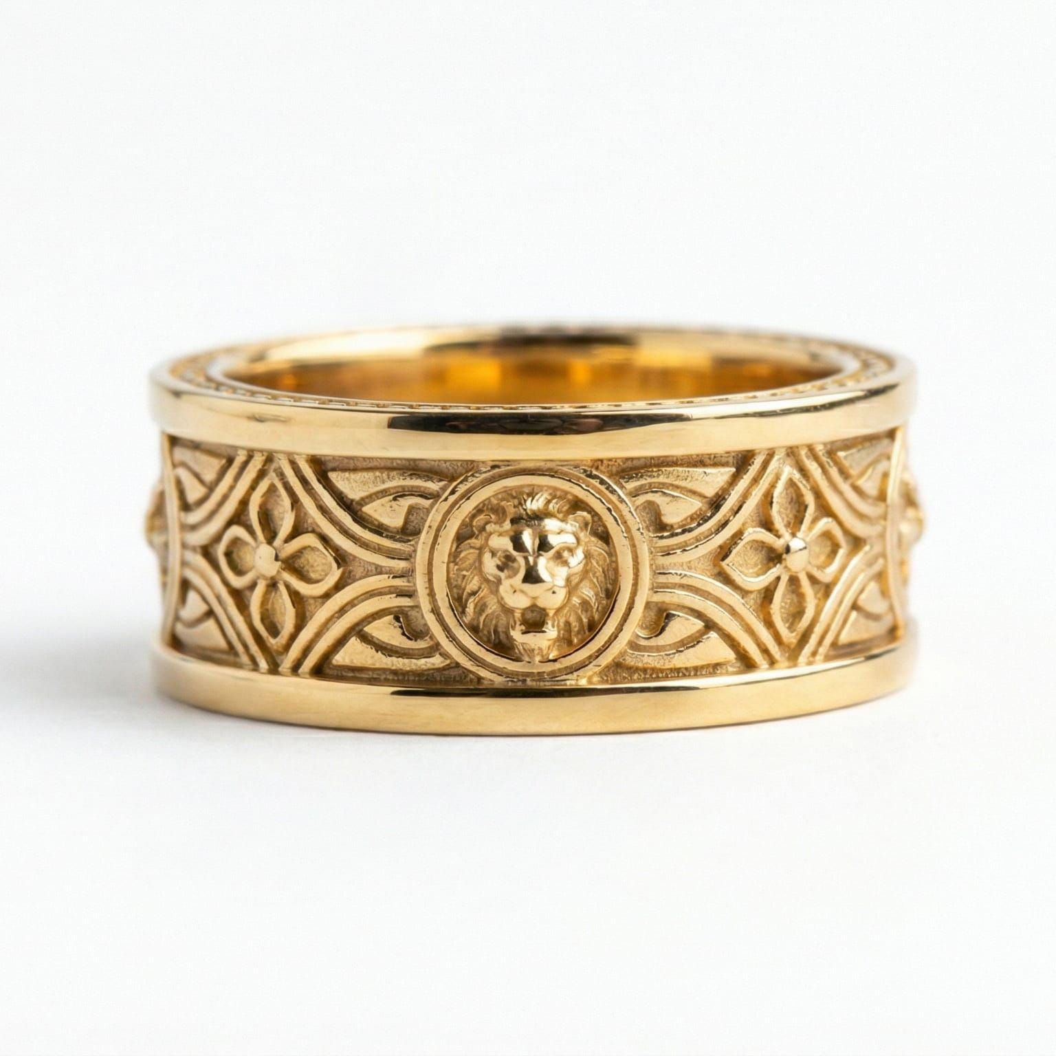 Inlaid Lion Band Ring