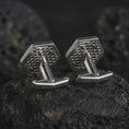 Load image into Gallery viewer, Bull Cufflinks
