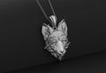 Bild in Galerie-Betrachter laden, Fox Pendant
