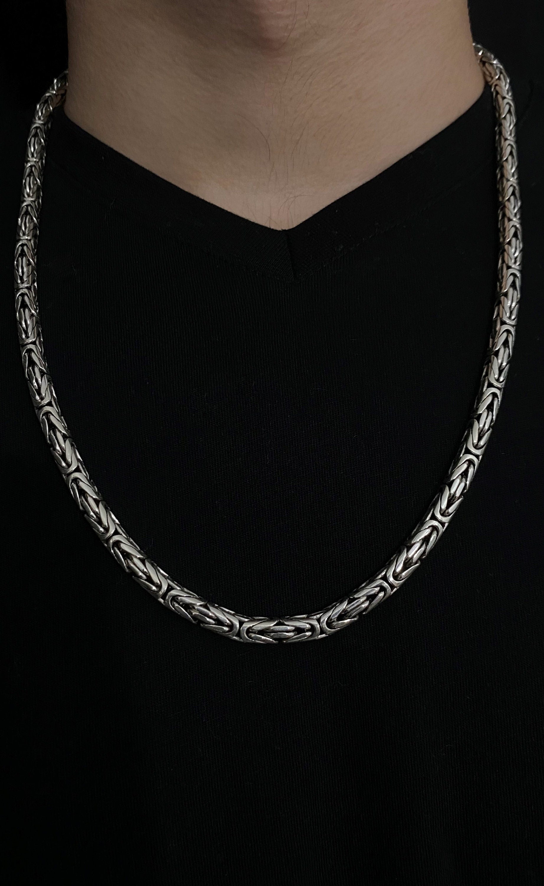 Round Byzantine Chain