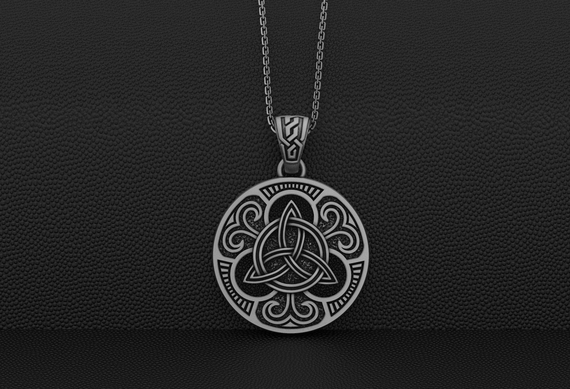 Celtic Triquetra Pendant