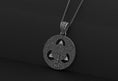 Bild in Galerie-Betrachter laden, Celtic Triquetra Pendant
