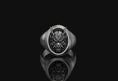 Load image into Gallery viewer, Oni Mask Signet Ring
