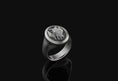Load image into Gallery viewer, Elephant Signet Ring
