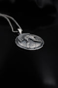 Load image into Gallery viewer, Spartan Helmet Pendant
