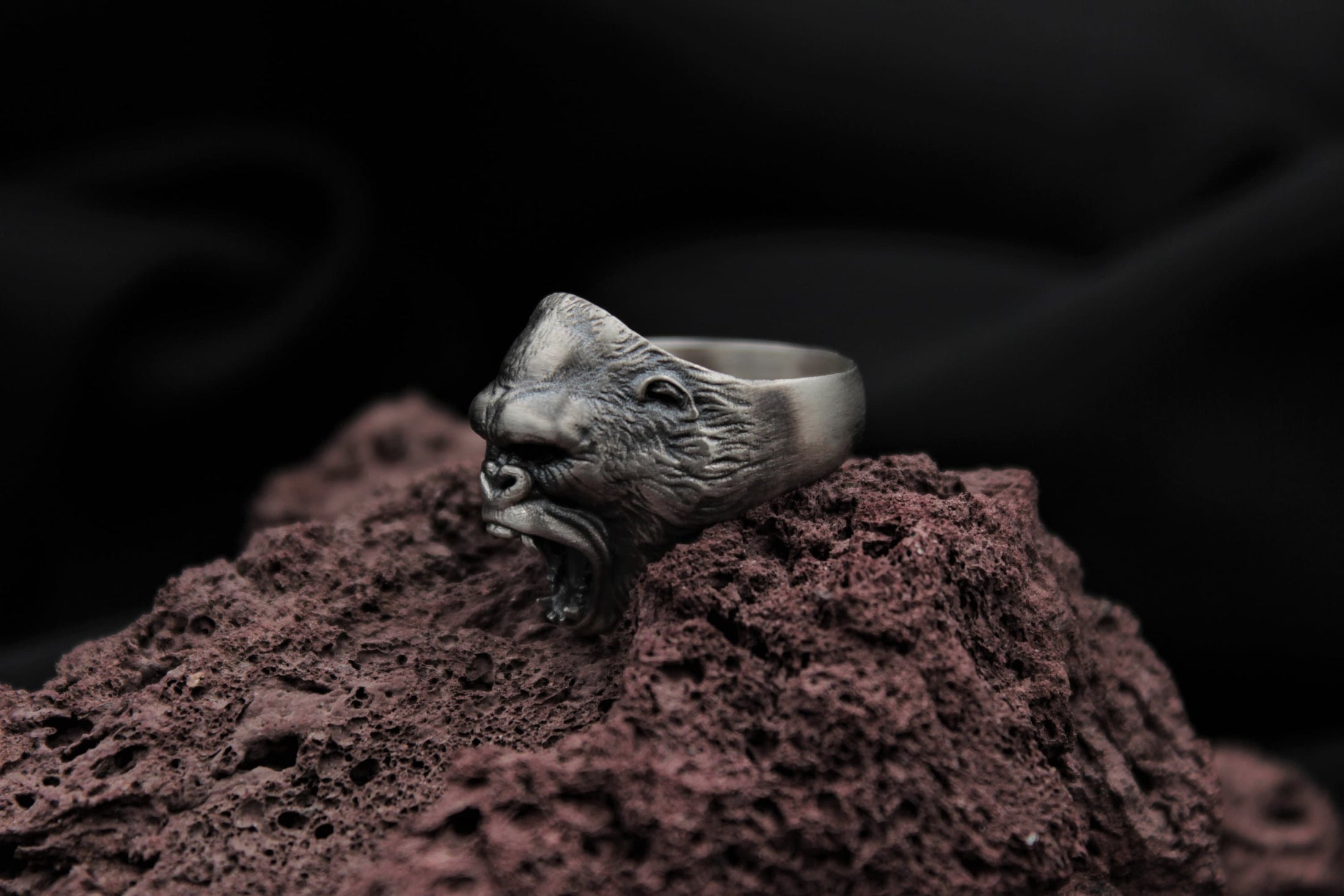 Gorilla Ring