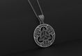 Bild in Galerie-Betrachter laden, Celtic Triquetra Pendant
