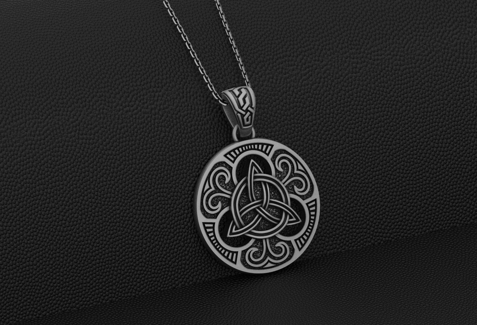 Celtic Triquetra Pendant