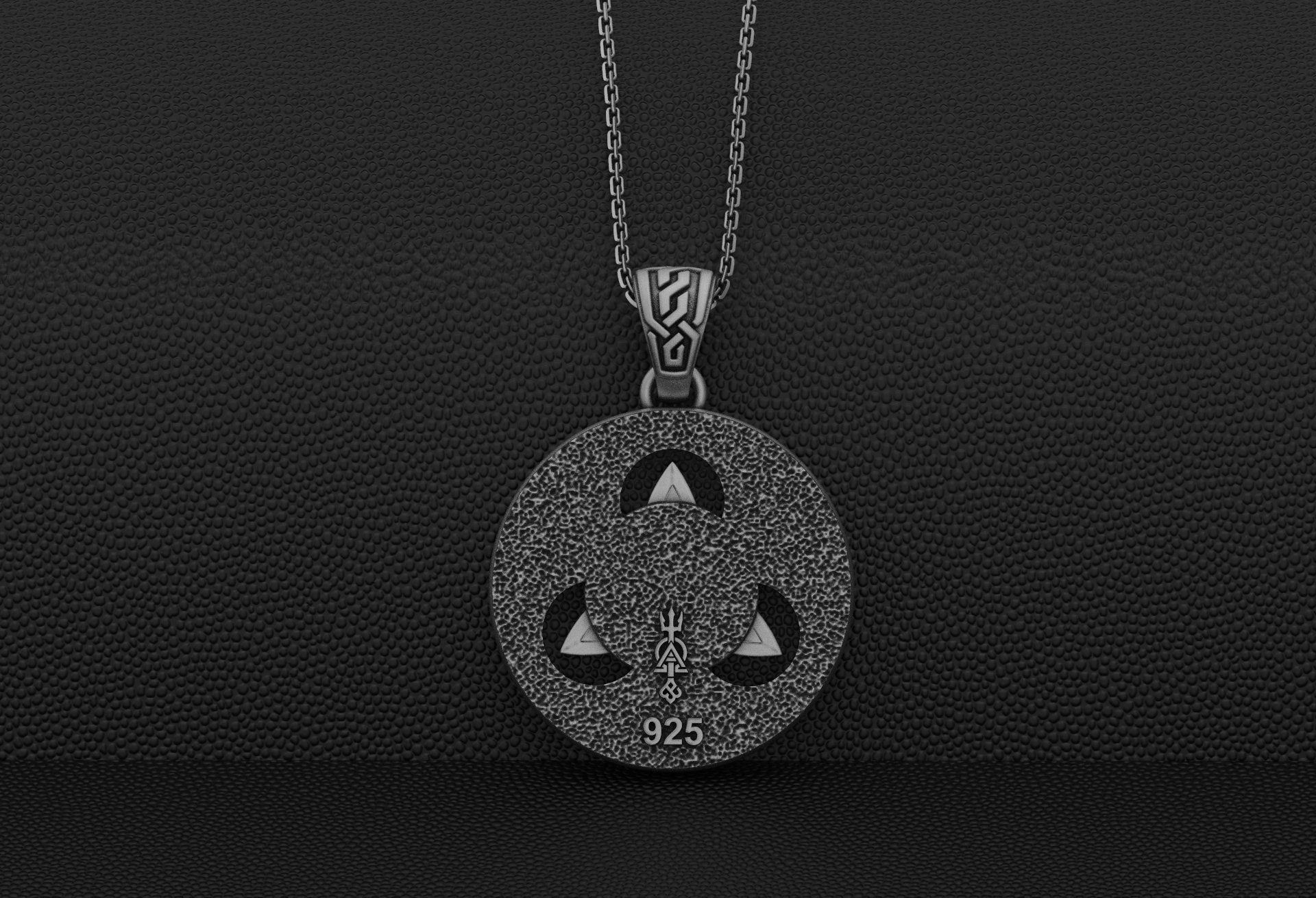 Celtic Triquetra Pendant