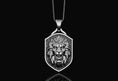 Bild in Galerie-Betrachter laden, Lion Pendant
