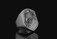 Bild in Galerie-Betrachter laden, Eagle Ring
