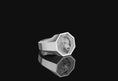 Load image into Gallery viewer, Wolf Signet Ring
