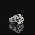 Load image into Gallery viewer, Celtic Triskelion Ring
