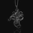 Load image into Gallery viewer, Silver Kraken Necklace,
