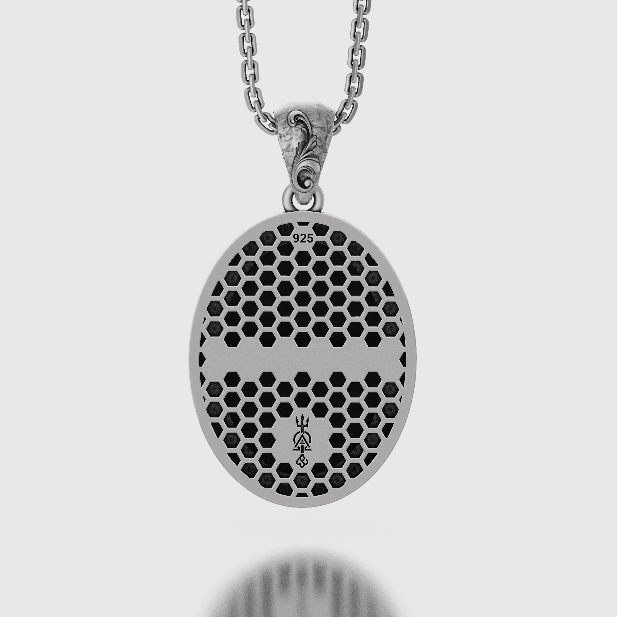 Minerva Pendant