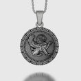 Bild in Galerie-Betrachter laden, Gryphon Pendant Oxidized Finish
