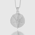 Bild in Galerie-Betrachter laden, Devil Baphomet Necklace Polished Finish
