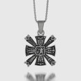 Bild in Galerie-Betrachter laden, Isis Pendant Oxidized Finish
