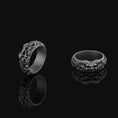 Bild in Galerie-Betrachter laden, Gothic Skull Band - Engravable
