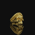 Bild in Galerie-Betrachter laden, Gothic Laurel Wreath
