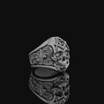 Bild in Galerie-Betrachter laden, Masonic Skull Ring
