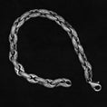 Bild in Galerie-Betrachter laden, Solid Silver Chain

