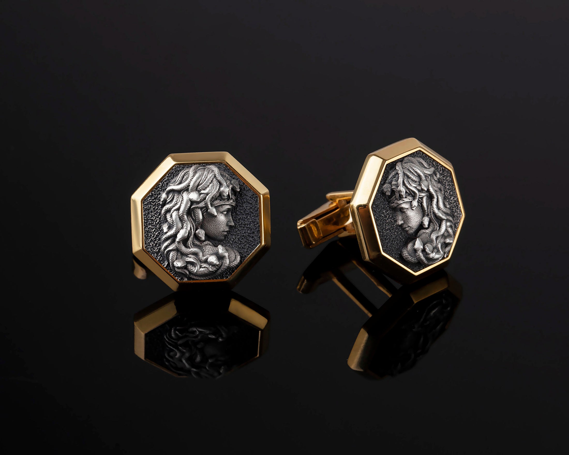 Gorgon Medusa Cufflinks, Rose gold