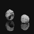 Bild in Galerie-Betrachter laden, Barong God Of Good Mens Ring in Silver
