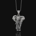 Bild in Galerie-Betrachter laden, Elephant Pendant, Women's

