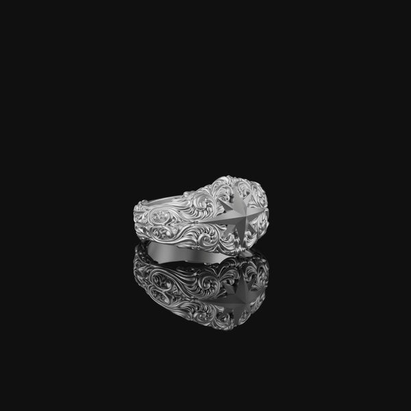 Northstar Ring, Compass