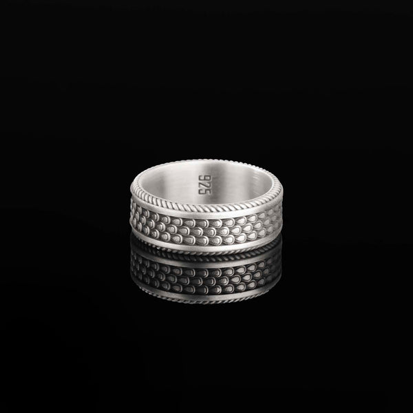 Scales Ring, Detailed