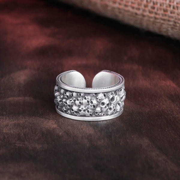 Skull Chain Ring,