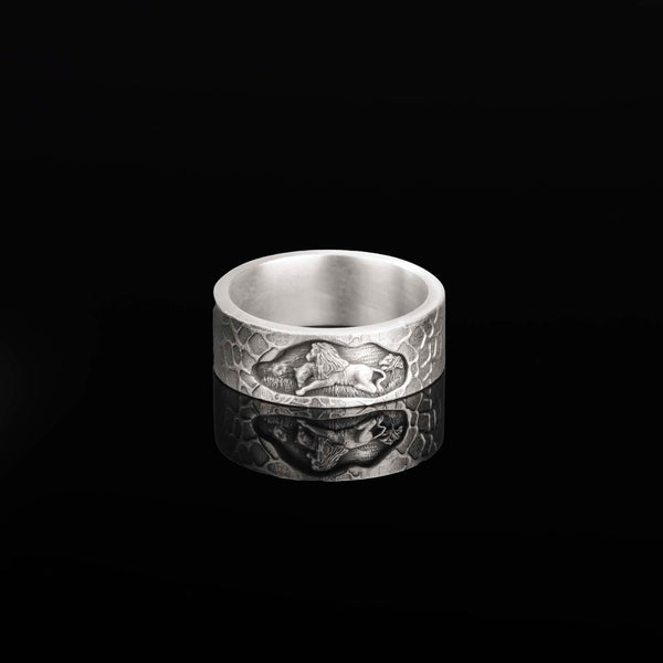 Lion Engraved Ring,